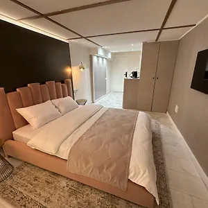 Ξενοδοχείο House4you - Blanari, Βουκουρέστι