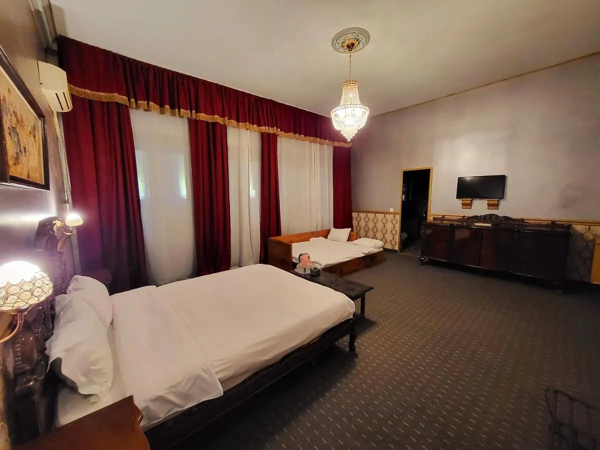 Nf Palace Old City Bukarest Hotel